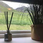 Haukland House Feriehus Leknes